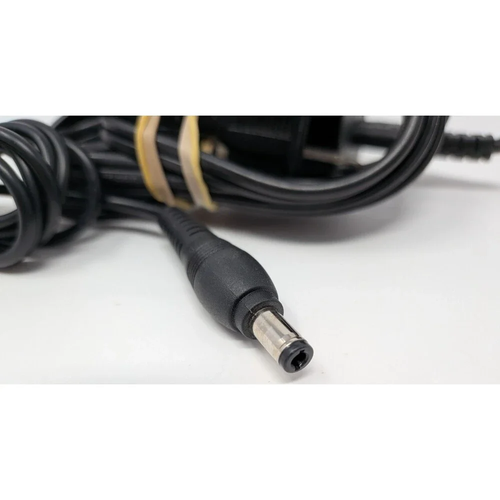 Genuine Toshiba Laptop Charger AC Power Adapter PA3822U-1ACA 19V 2.37A 45W